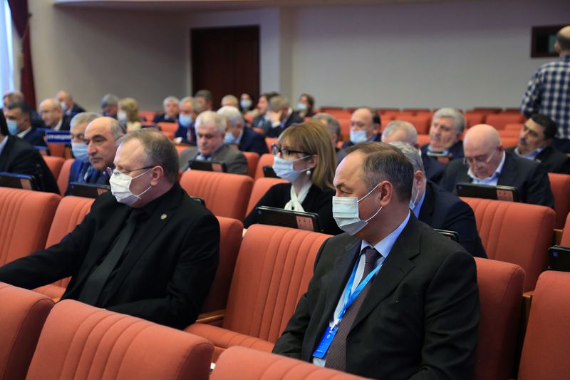 Депутаты Народного Собрания Дагестана единогласно одобрили назначение Абдулпатаха Амирханова Председателем Правительства РД