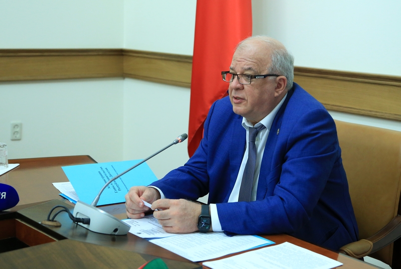 Качество питьевой воды обсудили на заседании санитарно-противоэпидемической комиссии Правительства РД