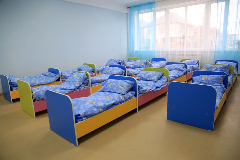 Абдулпатах Амирханов проверил готовность новых детсадов и школы в Махачкале и Каспийске к сдаче в эксплуатацию