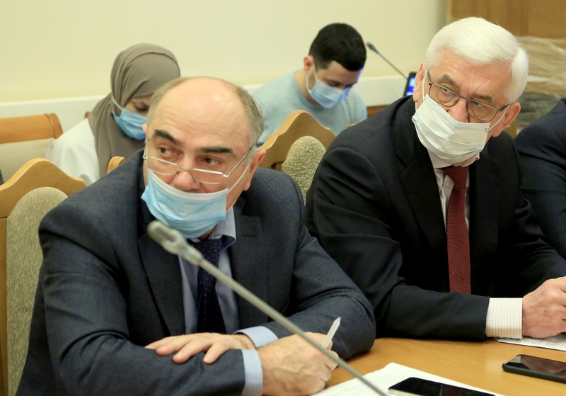 Кооперацию промышленных предприятий обсудили в Правительстве Дагестана