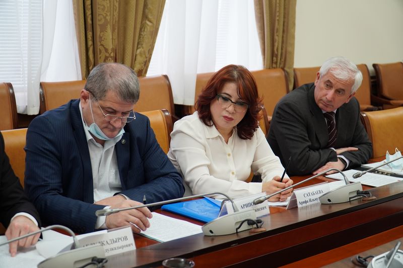 Абдулпатах Амирханов: «Агентство по предпринимательству и инвестициям РД должно стать главным координирующим звеном в части реализации инвестпроектов»