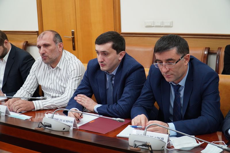 Абдулпатах Амирханов: «Агентство по предпринимательству и инвестициям РД должно стать главным координирующим звеном в части реализации инвестпроектов»