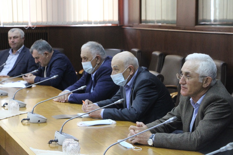 Обсуждены вопросы развития АПК Хунзахского района