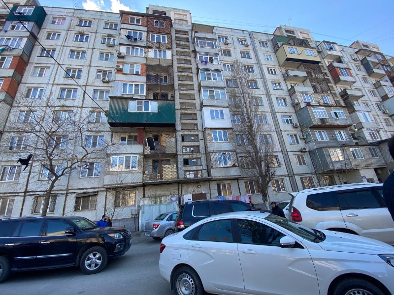В 37 многоквартирных домах Дагестана заменят 119 отработавших срок лифтов