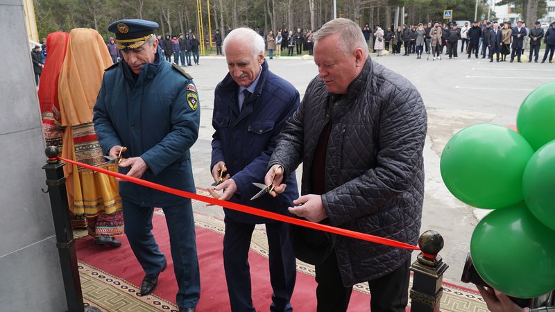 Новое здание межрайонной поисково-спасательной службы открыли в Каспийске