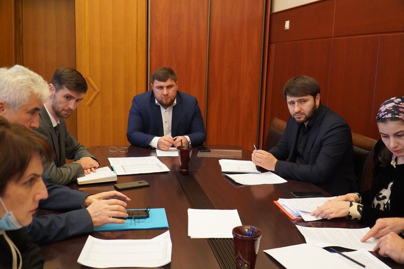Более 600 детей-сирот планируют обеспечить жильем в Дагестане в текущем году