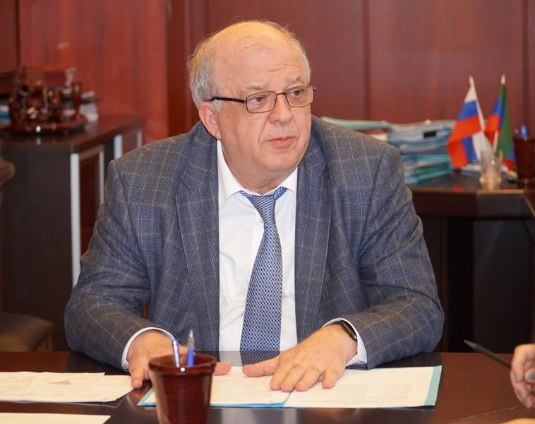 Более 600 детей-сирот планируют обеспечить жильем в Дагестане в текущем году