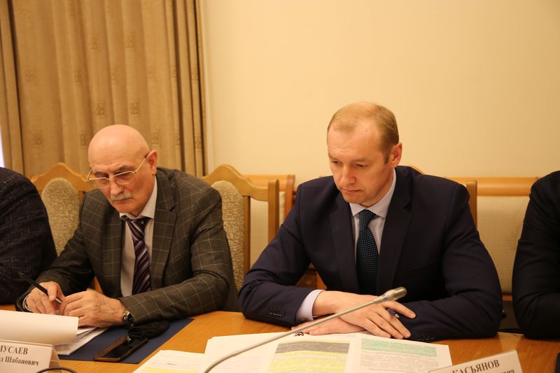 Максим Егоров положительно оценил ход подготовки к онлайн-голосованию по объектам благоустройства в Дагестане