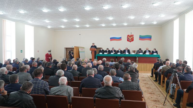 Более 20 млн рублей предусмотрено на химзащитные мероприятия против саранчи в Дагестане на 2021 год