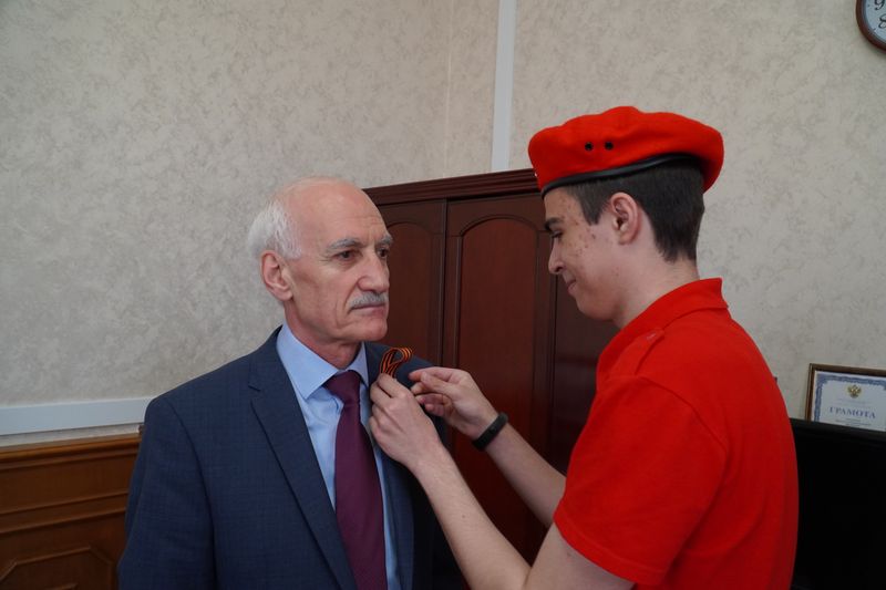 Правительство Республики Дагестан присоединилось к акции «Георгиевская ленточка»