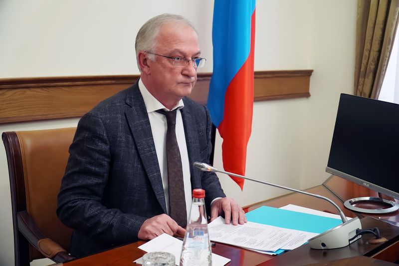 Заседание Комиссии по повышению эффективности управления и распоряжения земельными участками состоялось в Правительстве РД