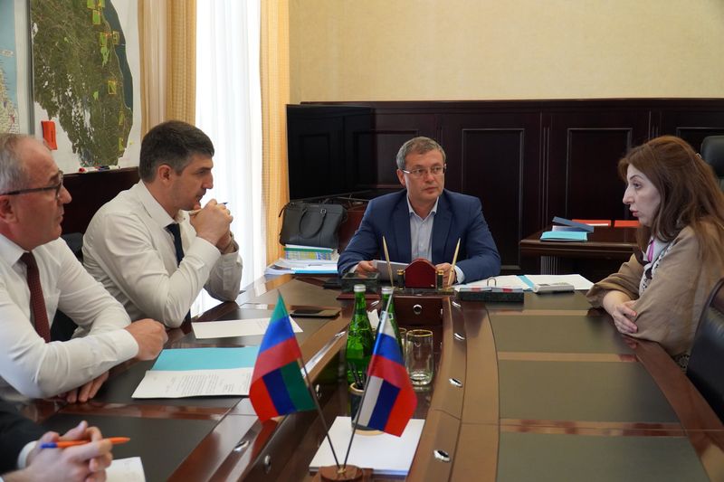 Манвел Мажонц провел приём граждан