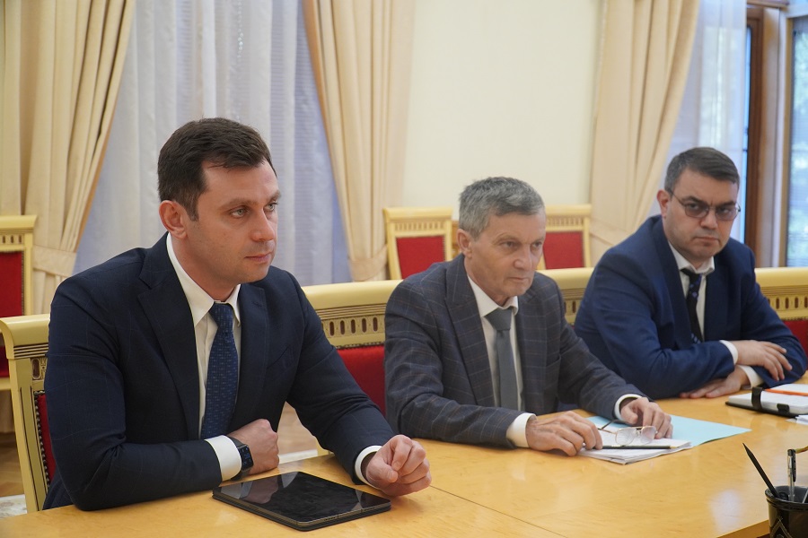 Правительство РД направило в Минстрой РФ заявку на финансирование строительства водовода в Буйнакске