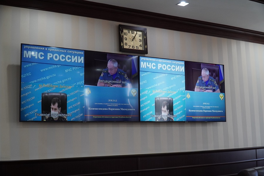 Свыше 100 человек и 40 единиц техники привлечены к ликвидации последствий непогоды в Дагестане