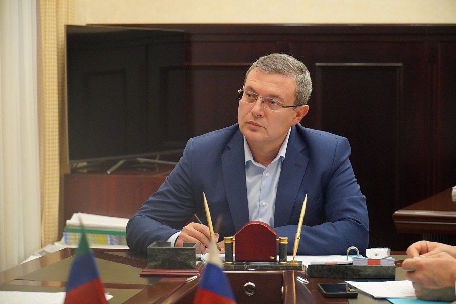 В Правительстве Дагестана проработают пути решения проблем обеспечения теплиц энергоресурсами