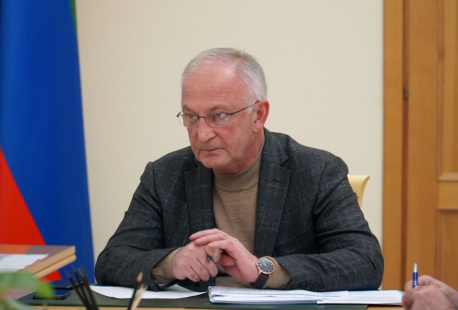 Вопросы оптимизации расходов на аренду административных зданий обсудили в Правительстве РД
