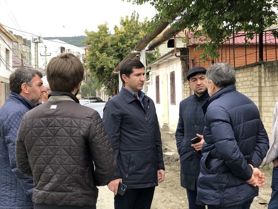 В Махачкале продолжается ремонт улиц