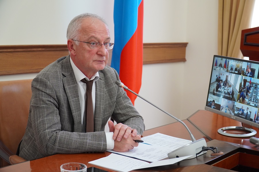 Более 50 км водопроводных и 21 км тепловых сетей заменено в рамках подготовки к зиме в Дагестане
