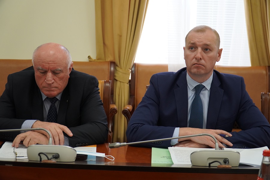 Более 50 км водопроводных и 21 км тепловых сетей заменено в рамках подготовки к зиме в Дагестане