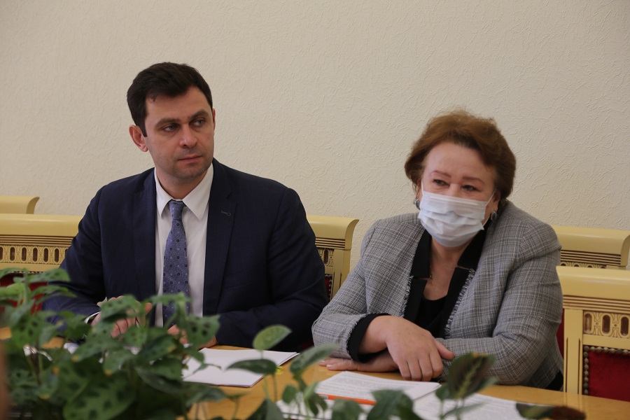 В Дагестане обсудили изменение границ 7-й подзоны приаэродромной территории аэродрома Махачкала («Уйташ»)