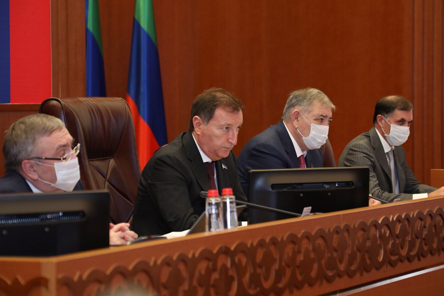 Абдулпатах Амирханов назвал ключевые направления в работе Правительства Дагестана