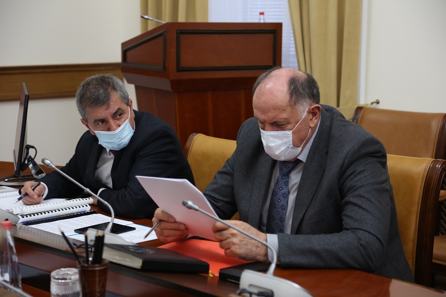 Правительство окажет поддержку в реализации крупных инвестпроектов в Сулейман-Стальском районе