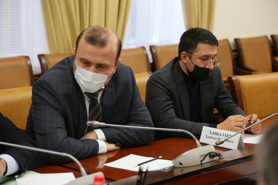 Правительство окажет поддержку в реализации крупных инвестпроектов в Сулейман-Стальском районе