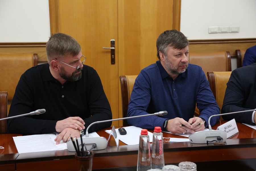 Правительство окажет поддержку в реализации крупных инвестпроектов в Сулейман-Стальском районе