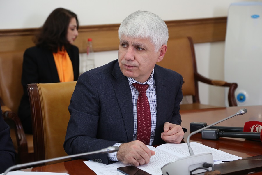 Дагестанцы могут подать заявку на техприсоединение к электросетям в режиме онлайн