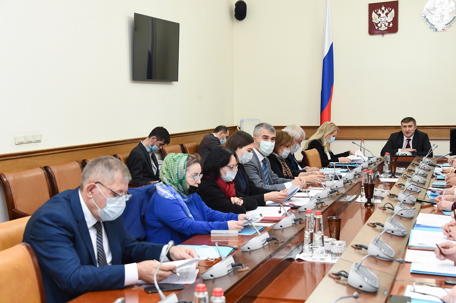 Заседание Совета по грантам Главы РД прошло в Махачкале
