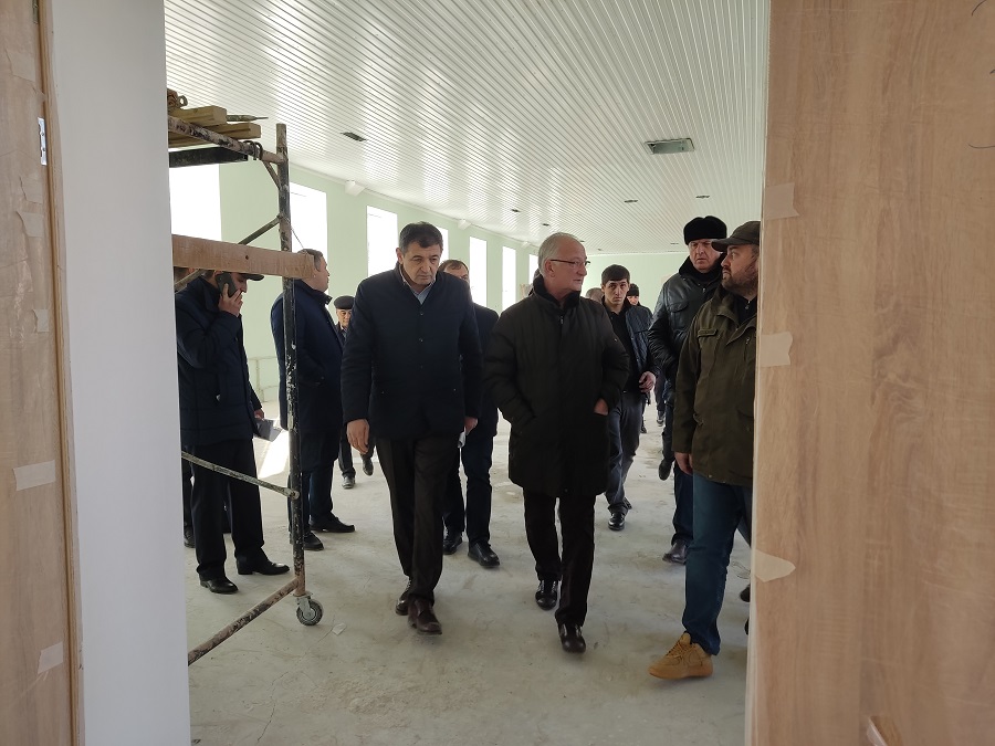 Новые школы, детсад и больница: в Ахтынском районе строительство соцобъектов идет активными темпами