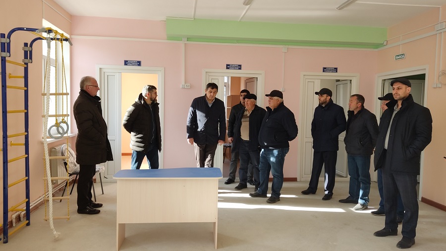 Новые школы, детсад и больница: в Ахтынском районе строительство соцобъектов идет активными темпами