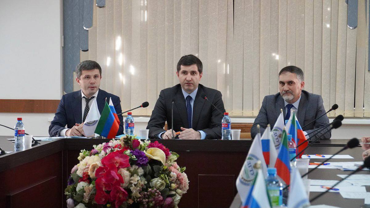 В Дагестане ведётся работа по подготовке кадров для промышленного комплекса