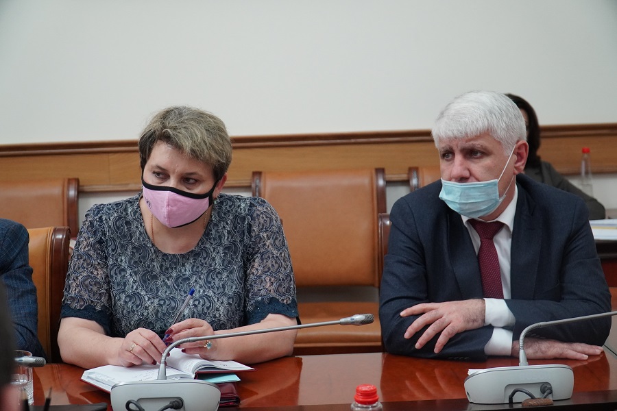 За два года в Дагестане проведут капремонт в 284 школах