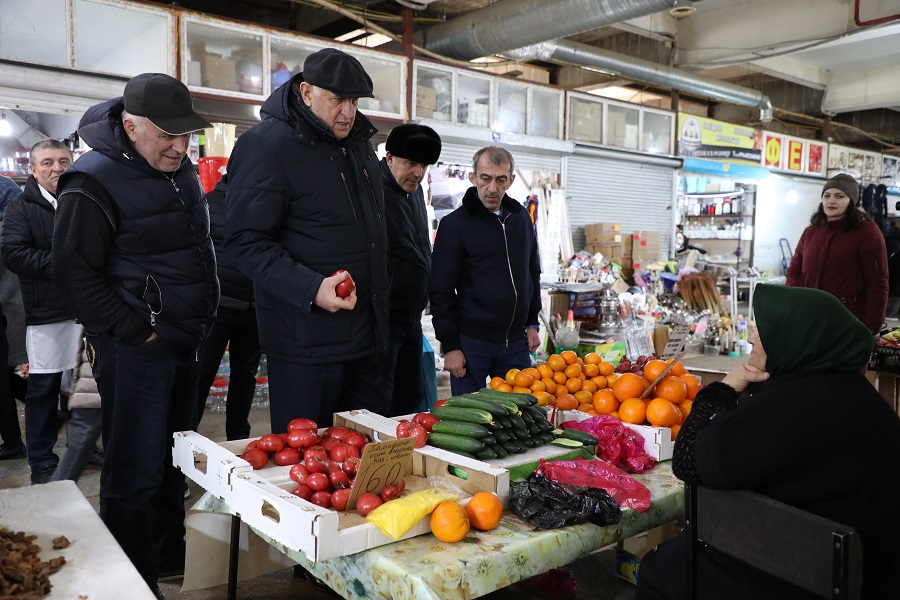 В Дагестане прорабатывают меры по недопущению необоснованного роста цен на продукты, дефицита товаров нет
