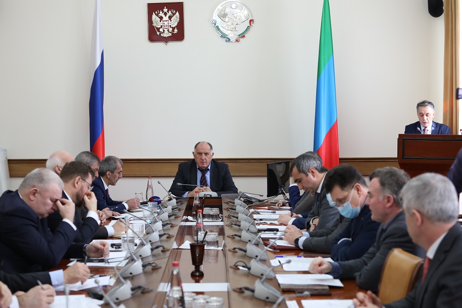 Власти Дагестана разрабатывают меры по обеспечению устойчивости развития экономики