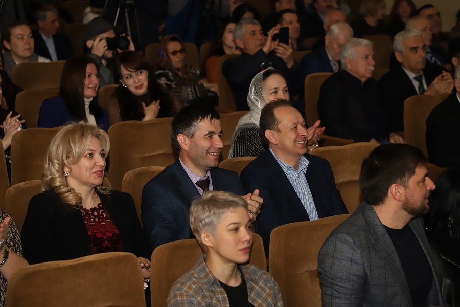 Юбилей Народного артиста России Айгума Айгумова отметили в Дагестане