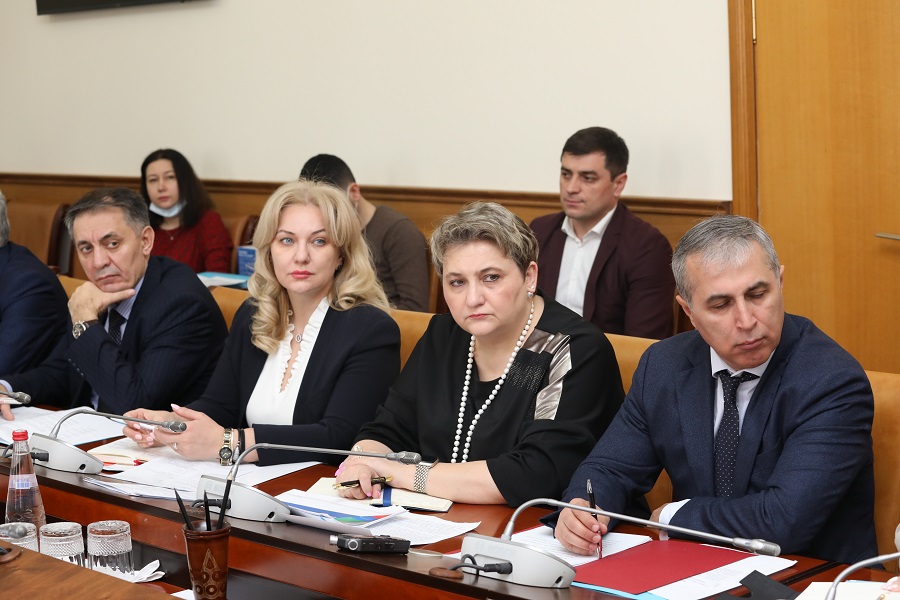 Реализацию инвестпроектов ООО «Русские ярмарки» рассмотрели в Правительстве Дагестана
