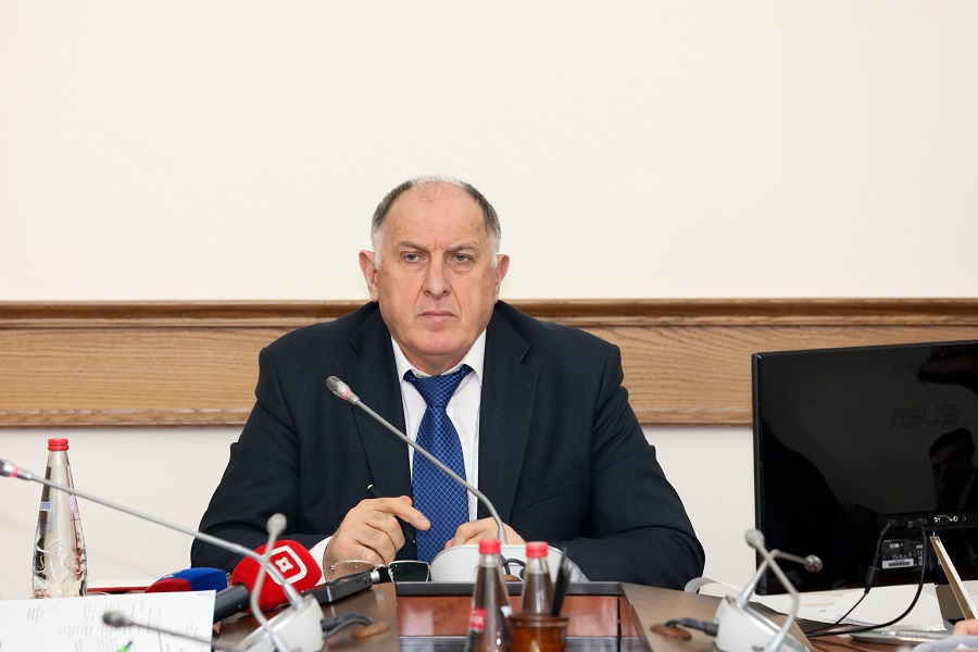 Правительство Дагестана поддержало проект по строительству швейного цеха в Ахвахском районе