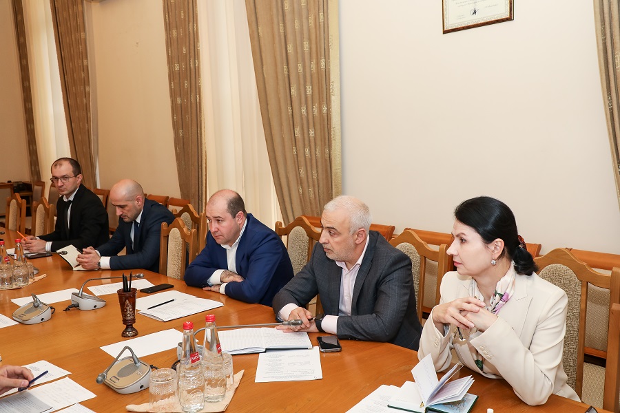 В Дагестане приступают к модернизации 315 почтовых отделений