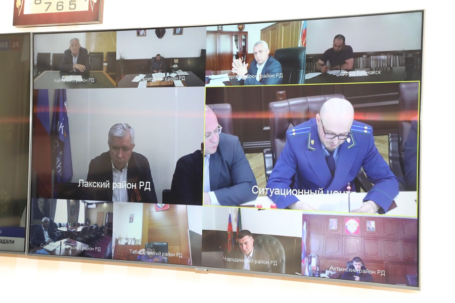 Муниципалитетам Дагестана поручено ускорить процедуру перехода на новую модель контрольно-надзорной деятельности