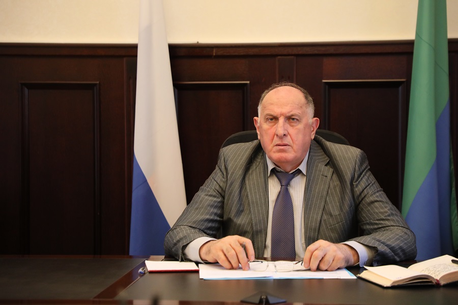 Абдулмуслим Абдулмуслимов доложил Юрию Чайке о строительстве новой школы в селе Сулейбакент Левашинского района