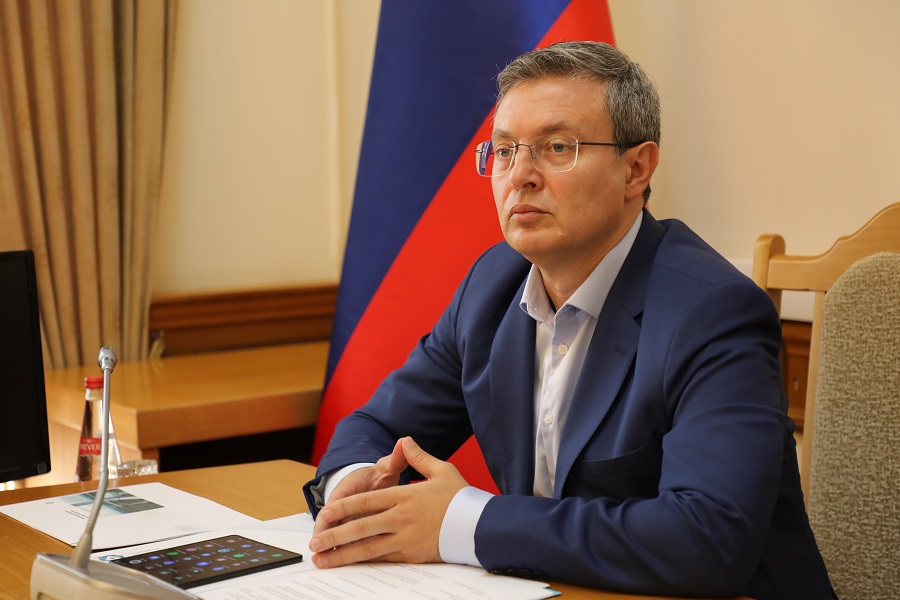 Манвел Мажонц встретился с представителями компании «НоваВинд» (ГК «Росатом»)