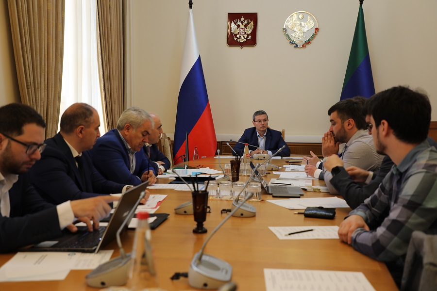 Манвел Мажонц встретился с представителями компании «НоваВинд» (ГК «Росатом»)