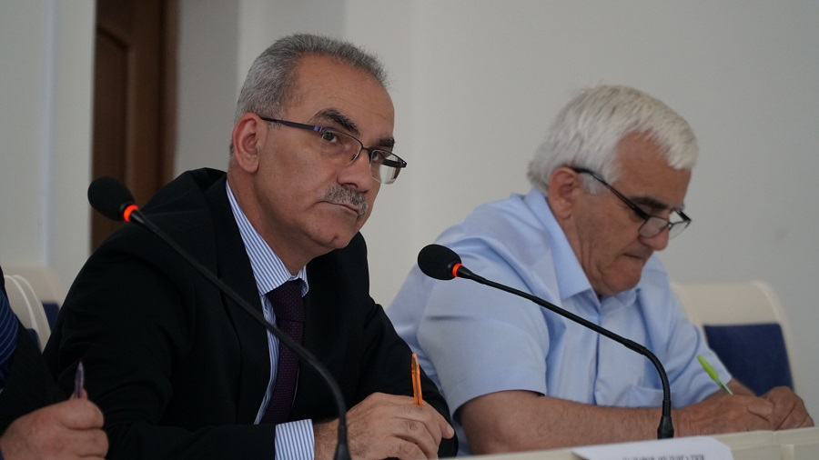 Нариман Абдулмуталибов провел встречу с аграриями Гунибского района
