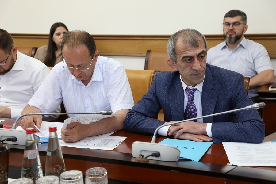 Более 770 млн рублей предусмотрели на закупку жилья детям-сиротам в Дагестане