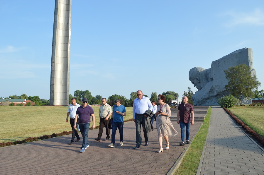 В Брестской крепости почтили память дагестанца-героя ВОВ Хасана Салгереева
