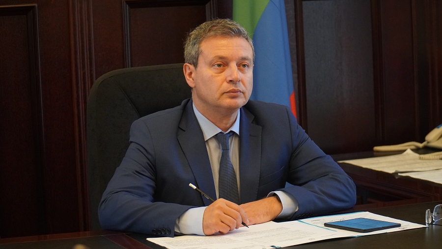 Манвел Мажонц  рассказал Андрею Фурсенко о ремонте дороги в селе Нижний Дженгутай Буйнакского района