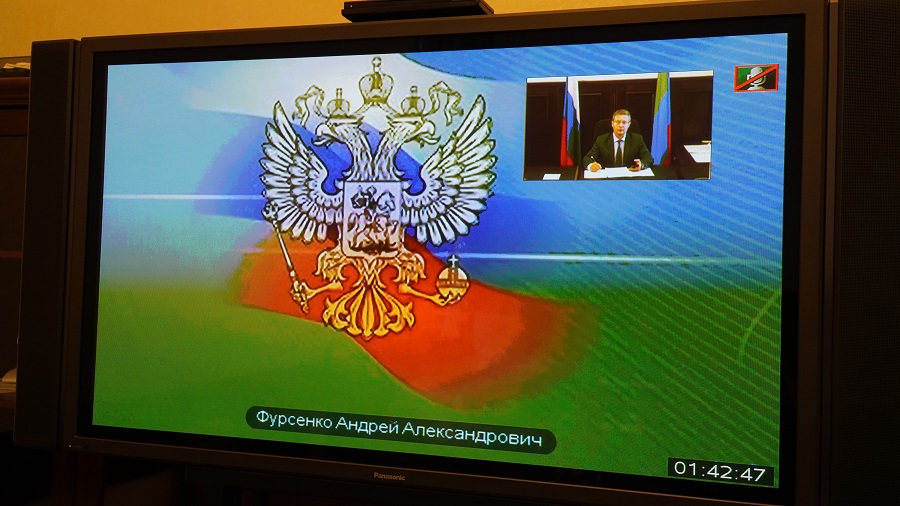 Манвел Мажонц  рассказал Андрею Фурсенко о ремонте дороги в селе Нижний Дженгутай Буйнакского района