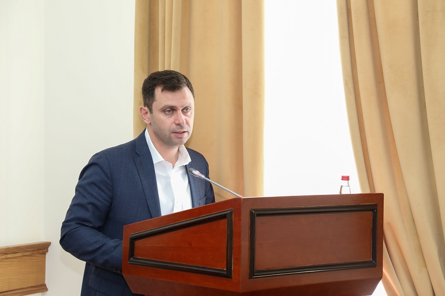 Инвестпроекты на 319 млрд рублей реализуют в сферах строительства и дорожного хозяйства Дагестана